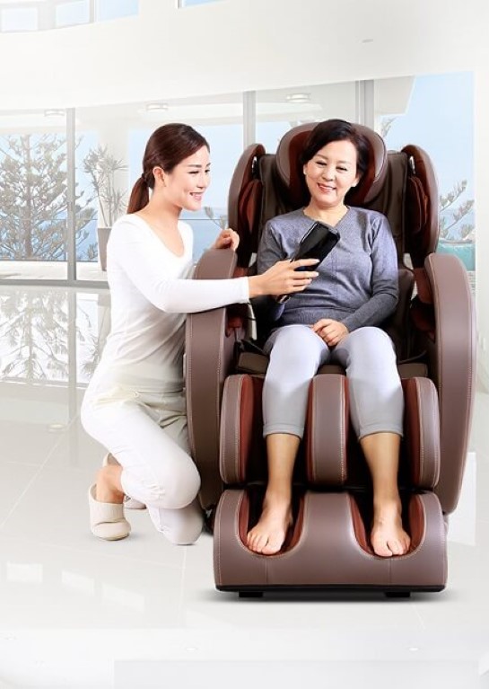 Ghế massage món quà sức khỏe dành cho cha mẹ