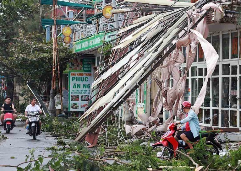 Kiến trúc căn nhà không nên làm phần hiên nhà quá lớn